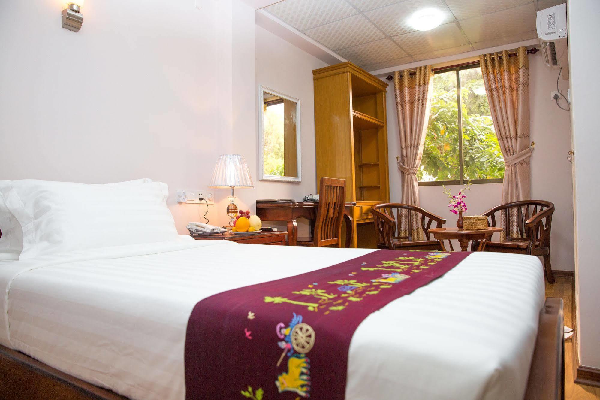 Hotel Iceland Mandalay Extérieur photo