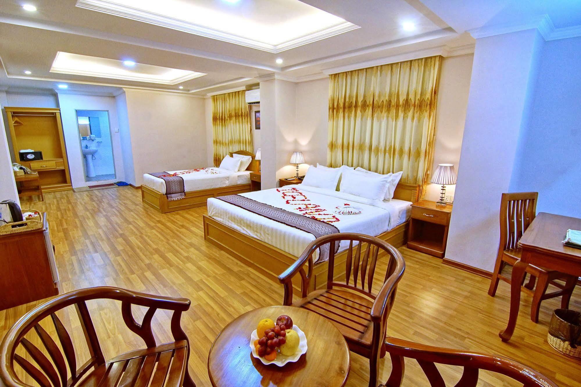 Hotel Iceland Mandalay Extérieur photo