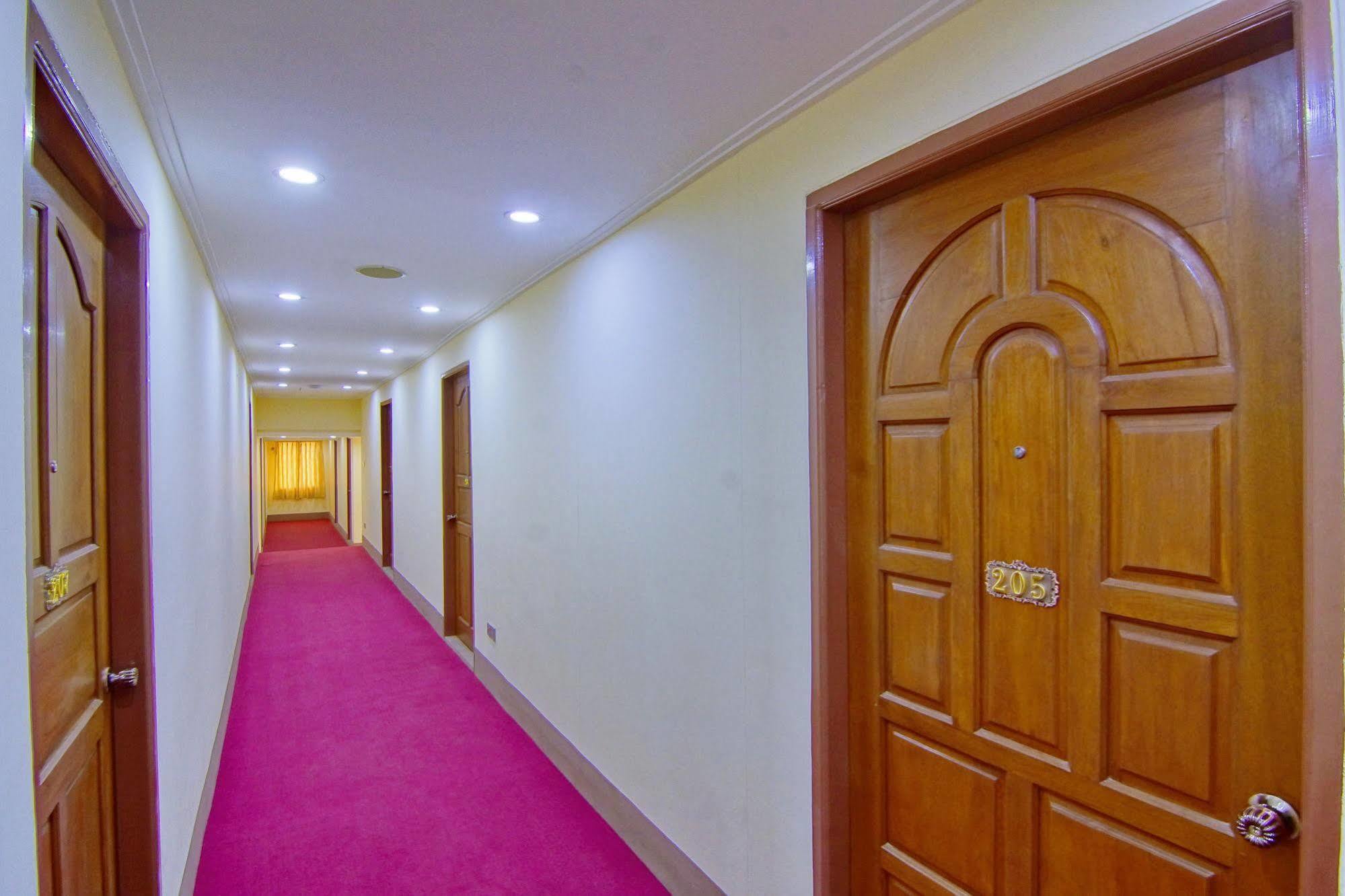 Hotel Iceland Mandalay Extérieur photo